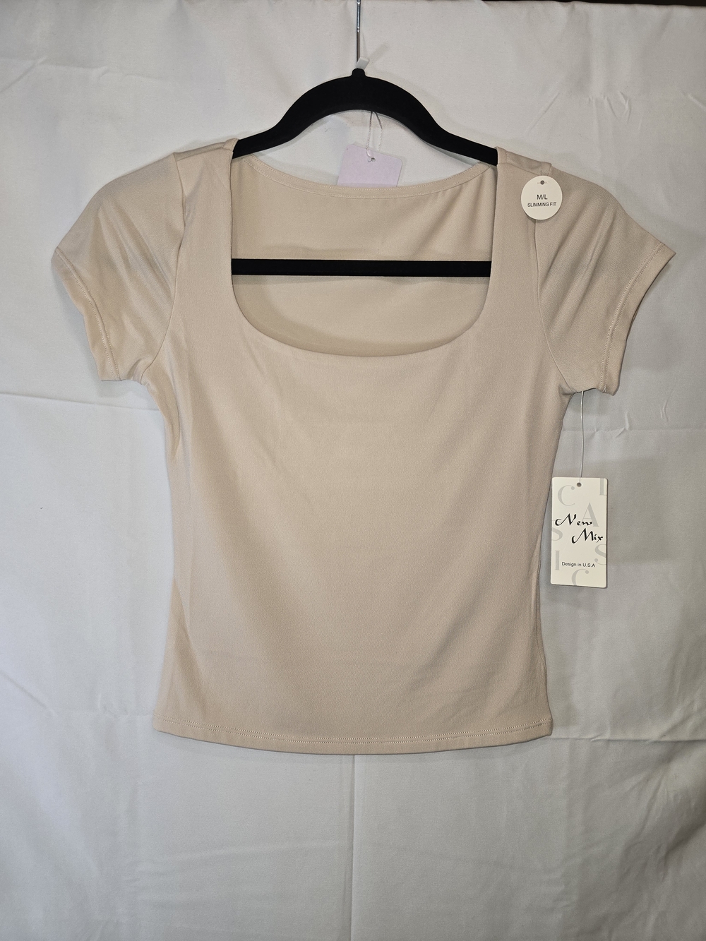Beige Scoop Neck Short Sleeve Slimming Fit Crop Top